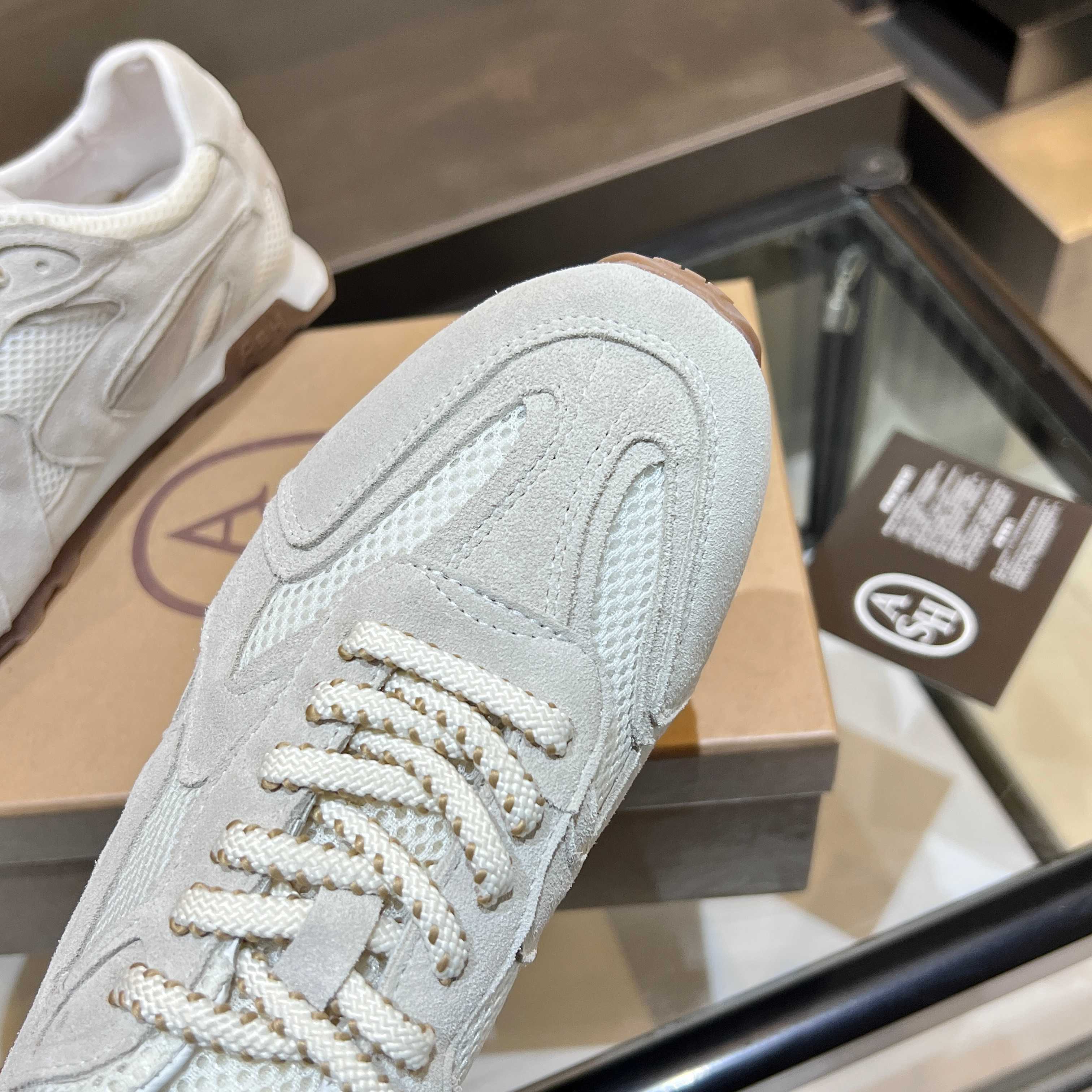 New Ash Number 2502: Kasar-Skin Shoes with Zirconium Fabric and Rubber Soles - 图片 3