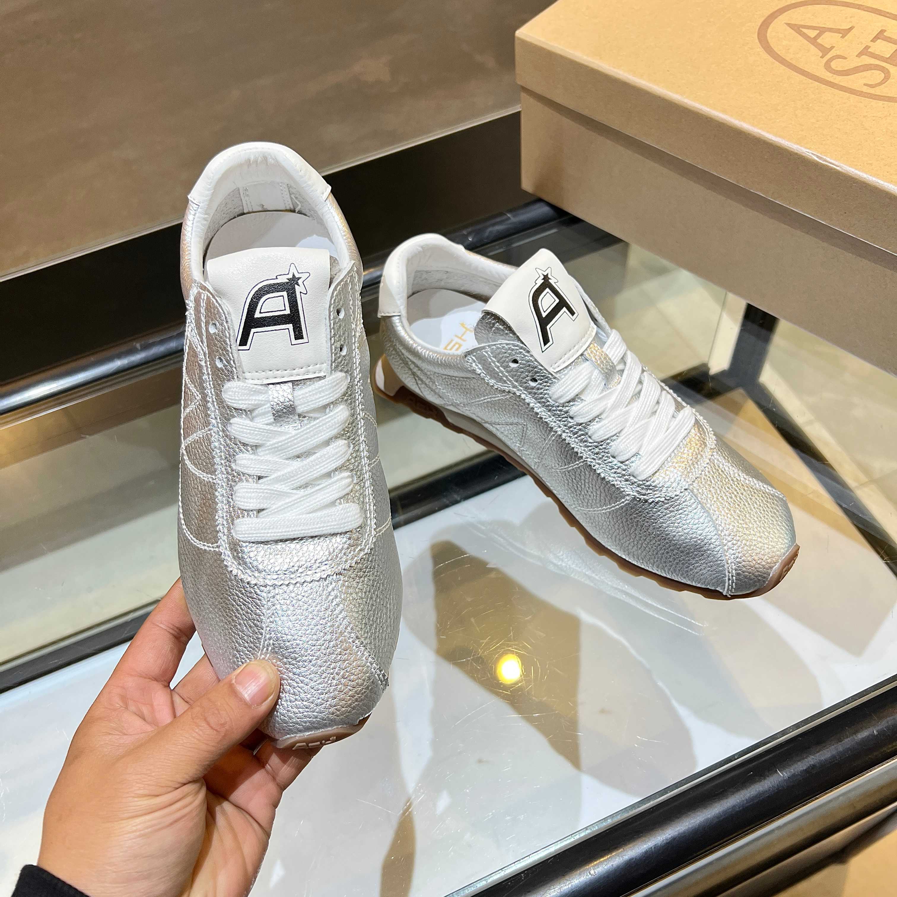 New Ash Number 2505: Kasar Skin Cracker Shoes with Rubber Soles. - 图片 6