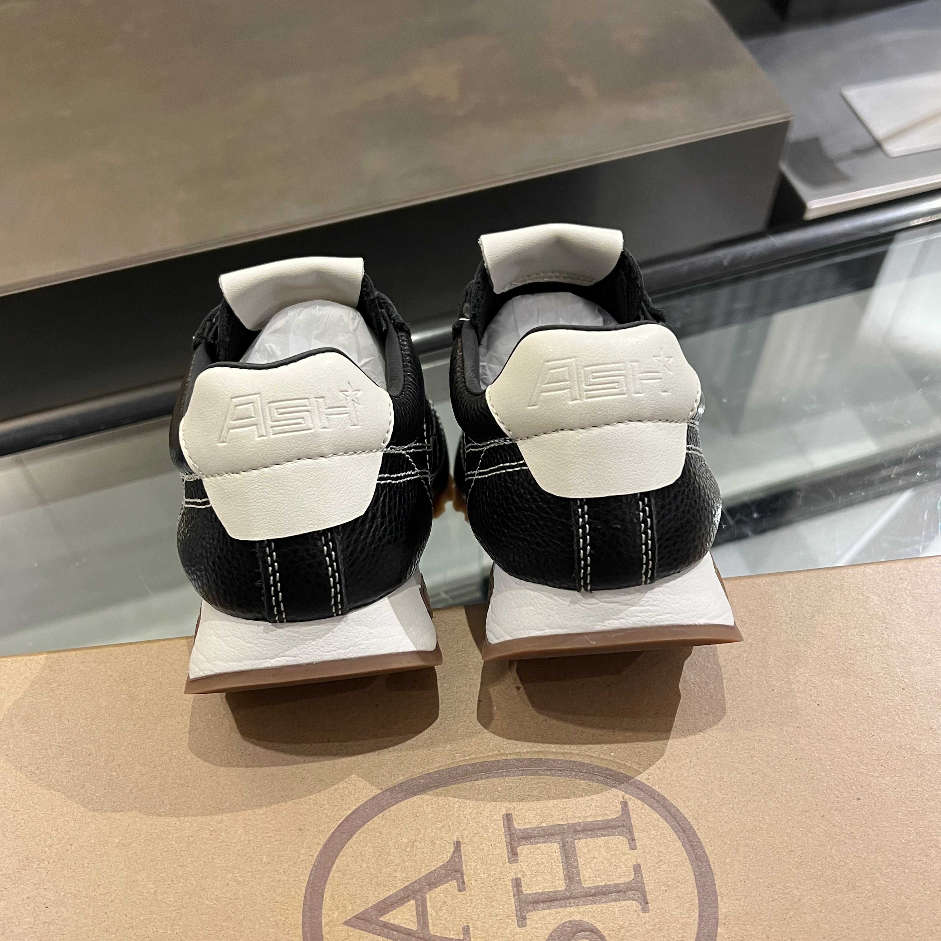 New Ash Number 2505: Kasar-Skin Shoes with Rubber Soles, Pig Skin Inner. - 图片 5