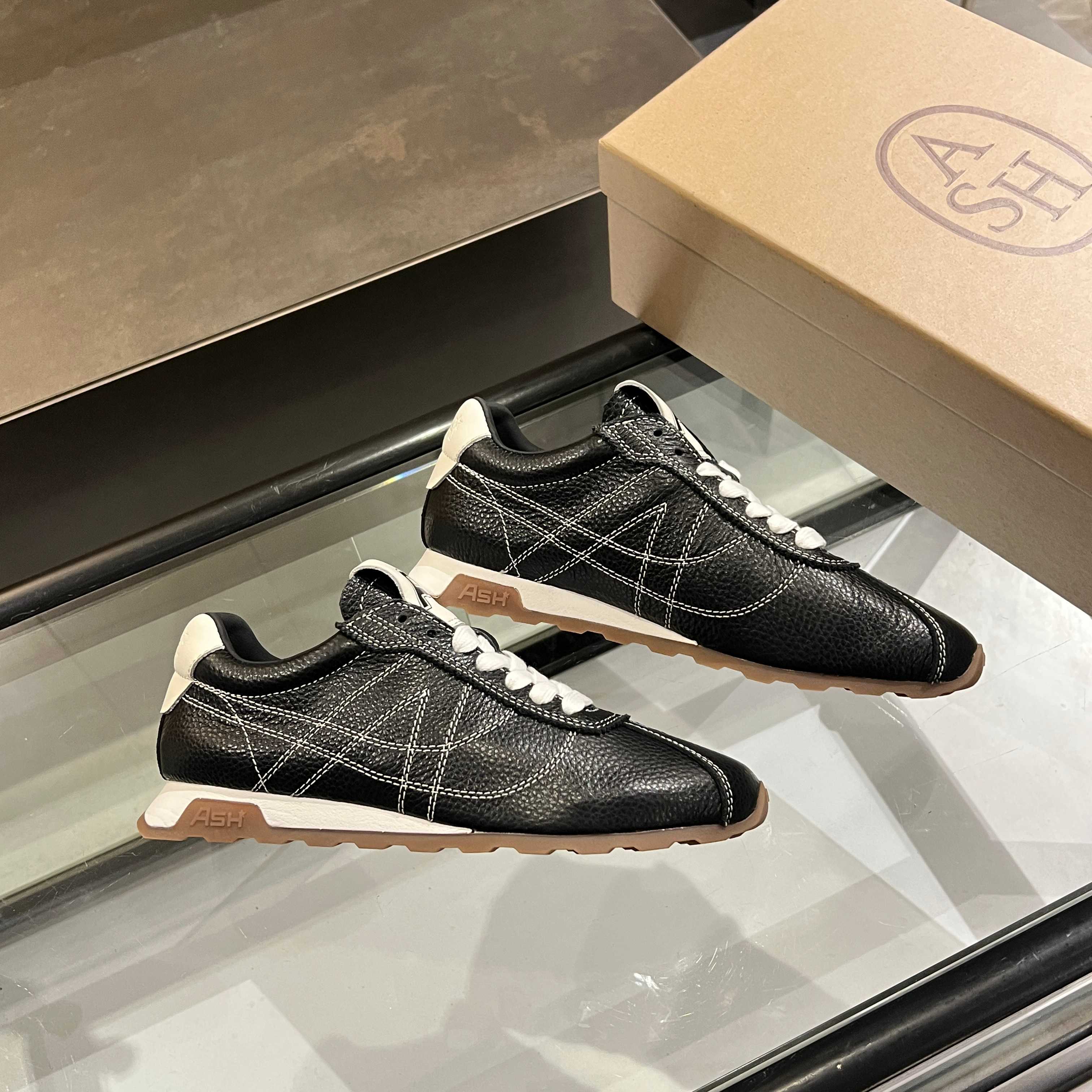 New Ash Number 2505: Kasar-Skin Shoes with Rubber Soles, Pig Skin Inner. - 图片 8