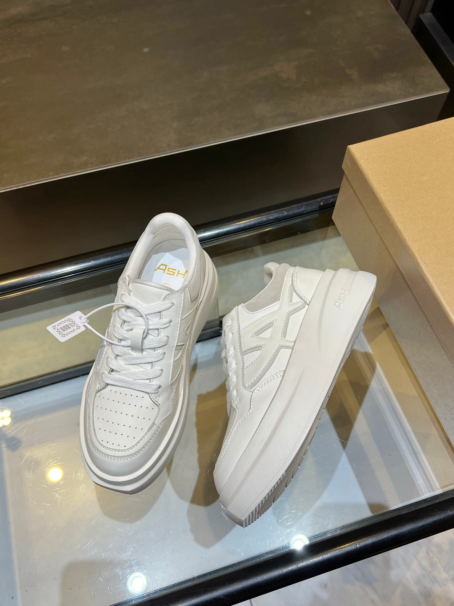 ASH Star-Embossed Leather Sneakers - Stylish, Comfortable, and Breathable 4 a1743054582668 7315