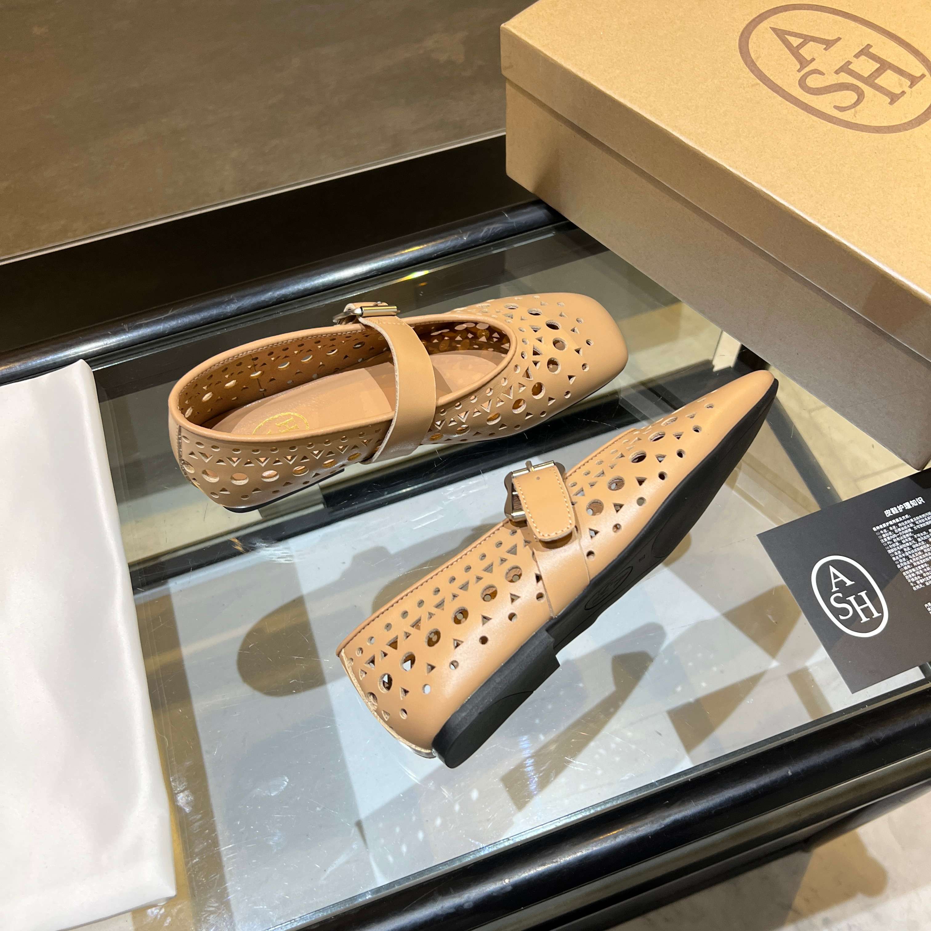 ASH Women's Brook Leather Perforated Flat Mary Jane Shoes 9 a1745161342648 4361