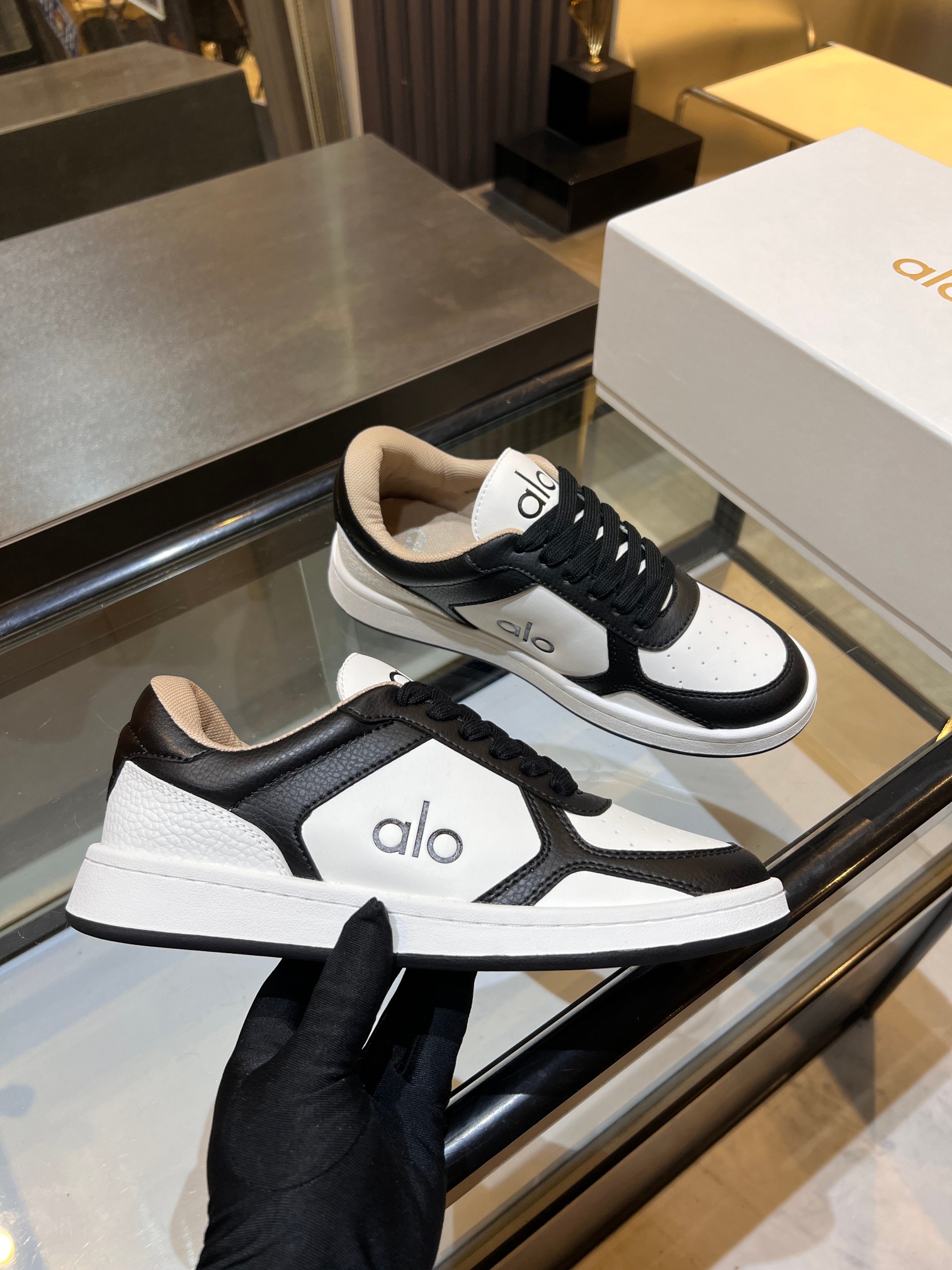 “Original Skin Women’s Shoes: Super Comfy Rubber Sole, Towel Lining, Sizes 35-41” - 图片 1