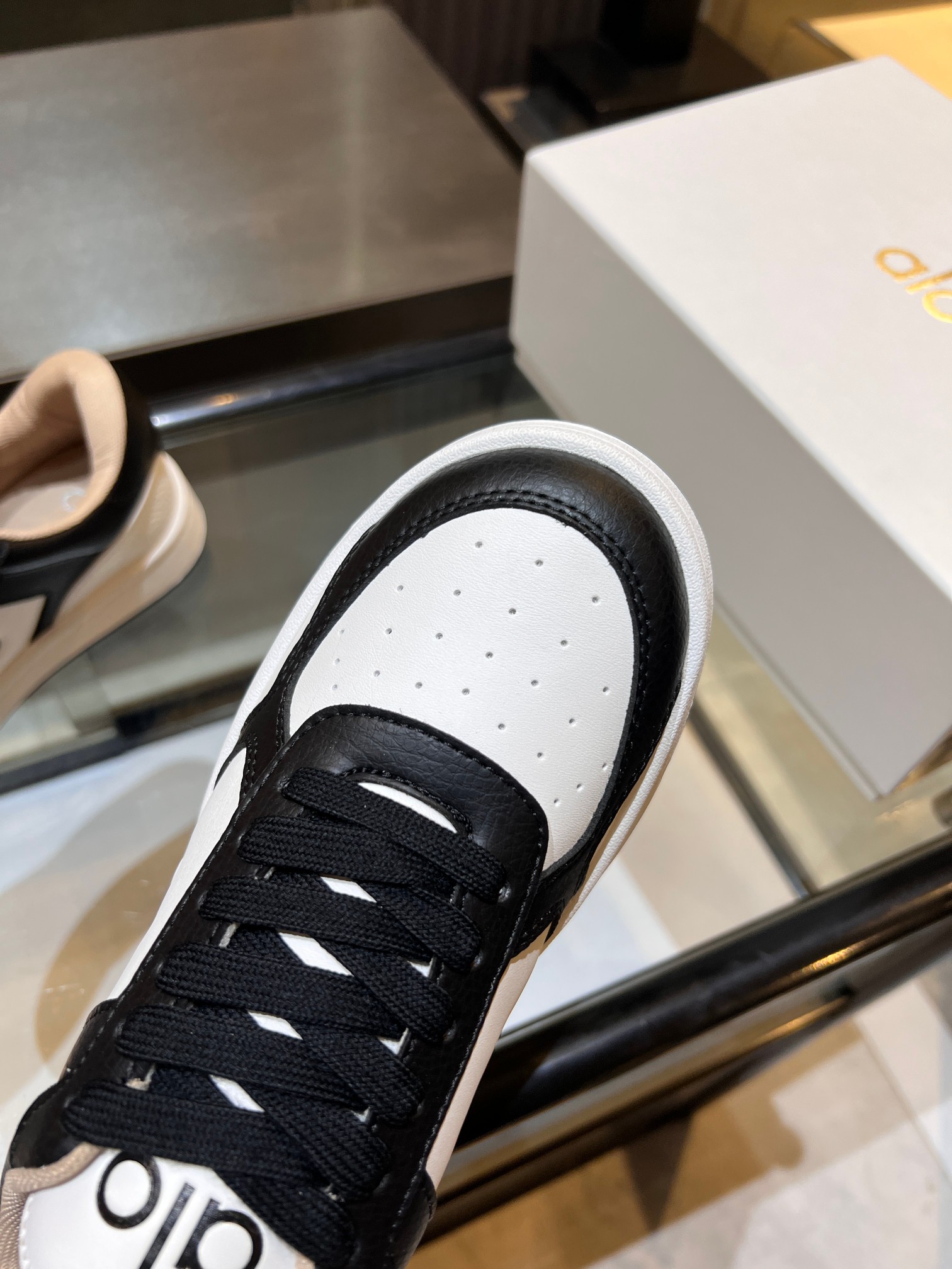 “Original Skin Women’s Shoes: Super Comfy Rubber Sole, Towel Lining, Sizes 35-41” - 图片 2