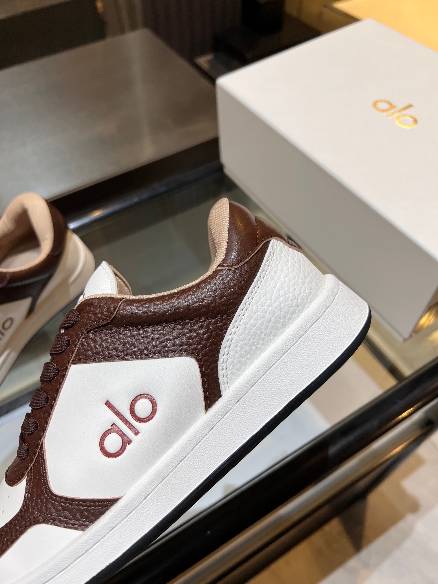 Comfortable Women’s Shoes with Original Skin Plate and Rubber Sole, Towel Interior. - 图片 3