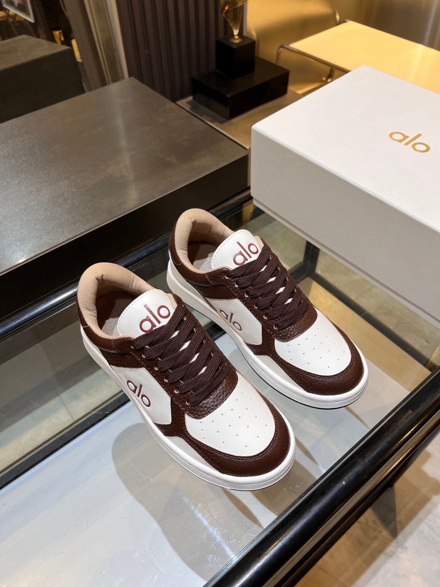 Comfortable Women’s Shoes with Original Skin Plate and Rubber Sole, Towel Interior. - 图片 8