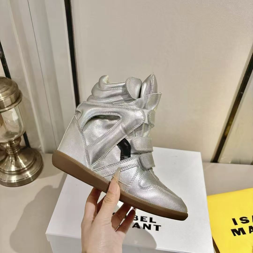 _dyJ9sTj1bhEx2etAkQv_IBlCAuCSAUhoL-zdjdA