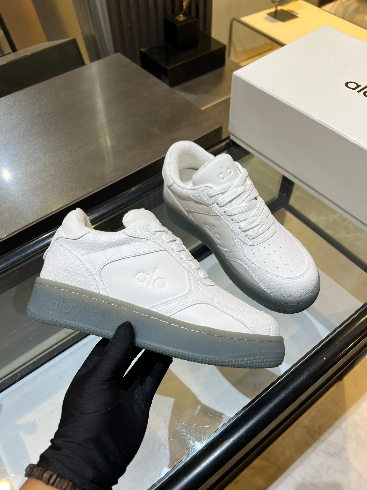 NO:725413,[Collection Picture] Fabric: Original leather, rubber outsole, towel lining, size: women's 35-40, casual shoes/sports shoes, sneakers19860909【集合图】 面料:原版皮 鞋底橡胶大底 内里毛巾里 码数:女款35-40,休闲鞋/运动鞋,sneakers,Women's Shoes