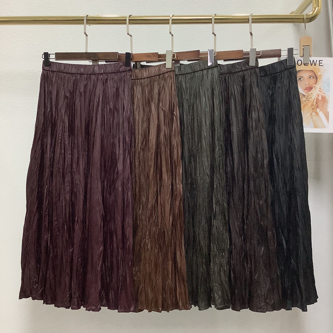 High-Quality Women’s Clothes Packaged with CDs: Upper-Heavy, High-Fashion Style in Various Colors - 图片 1