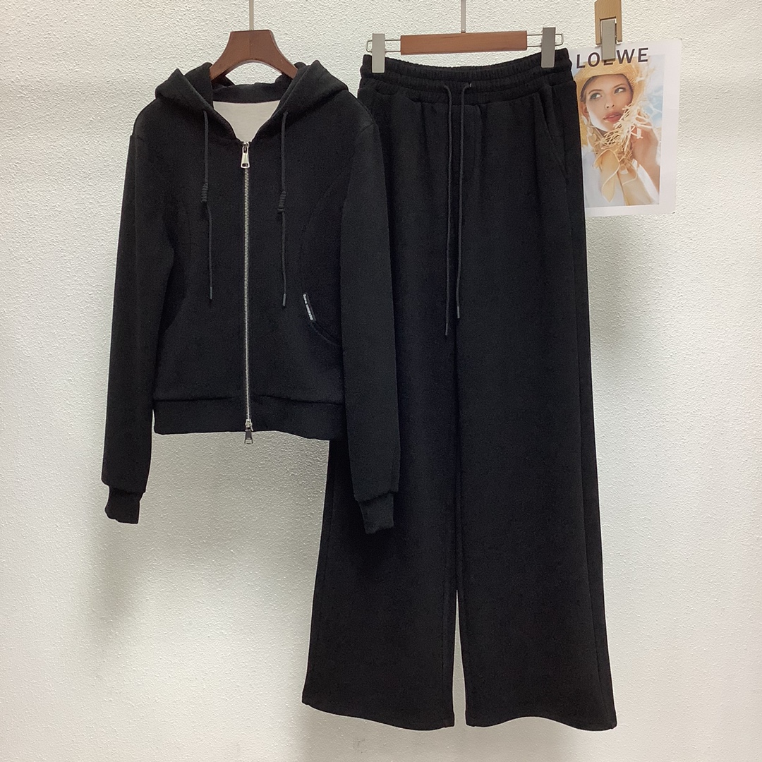 “High-End Women’s Clothing: New Tweed Coats and Stylish Designs” - 图片 6