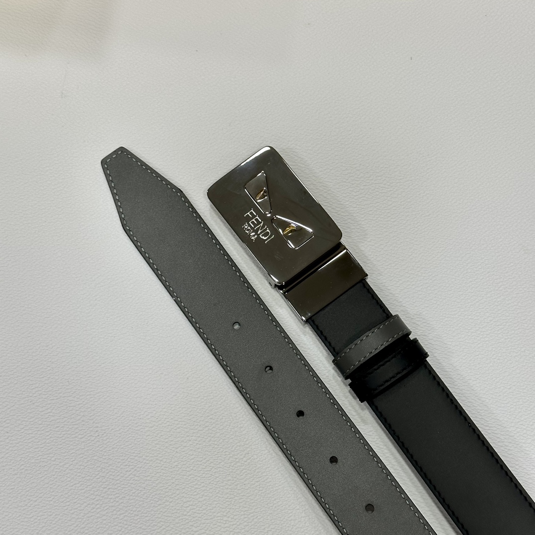 FENDl小怪兽专柜同款宽35MM原单进口双面头层牛皮搭配原版尾夹扣完美的手感.油边出众的细节高清实拍货