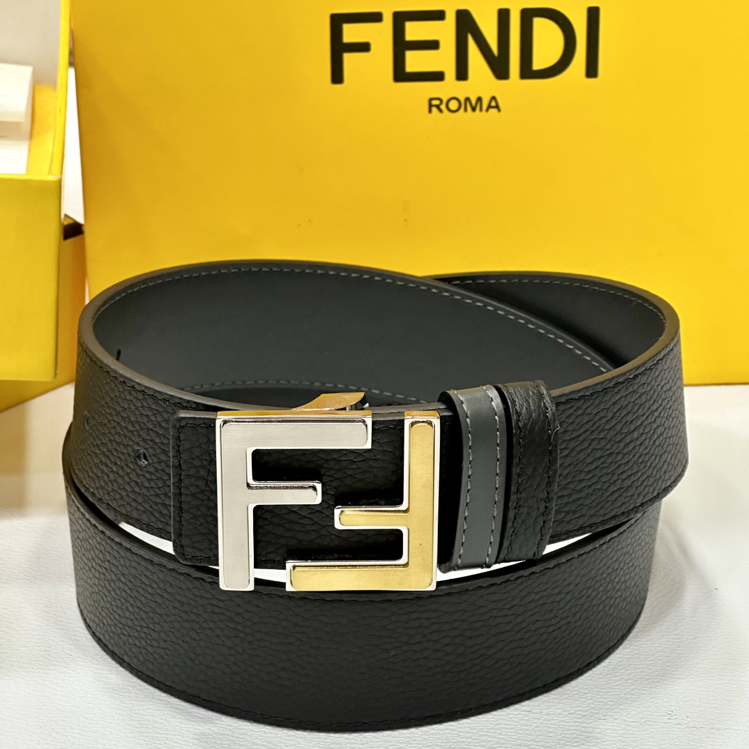 FENDl芬迪宽40MM双面原版小牛皮搭配单钌钯电镀扣完美的手感.油边出众的设计.风格高贵奢华时尚大方高