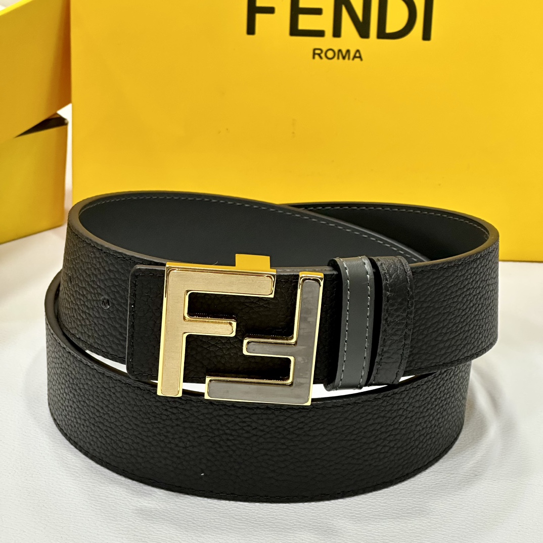 FENDl芬迪宽40MM双面原版小牛皮搭配单钌钯电镀扣完美的手感.油边出众的设计.风格高贵奢华时尚大方高