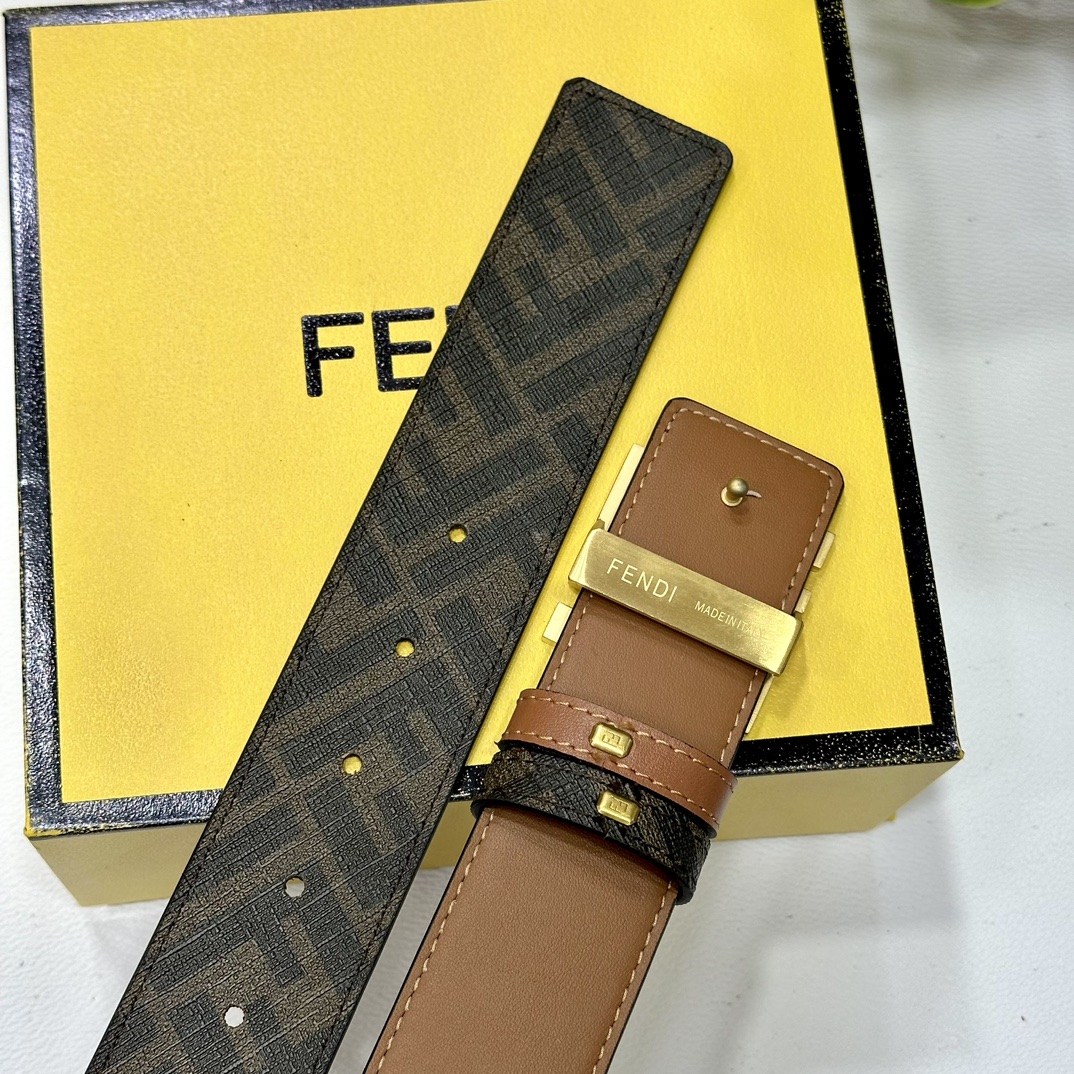 
     FENDI（芬迪）专柜同款 宽4.0CM 双环正反用腰带 FF按钉搭扣 土黄Cuoio  R
