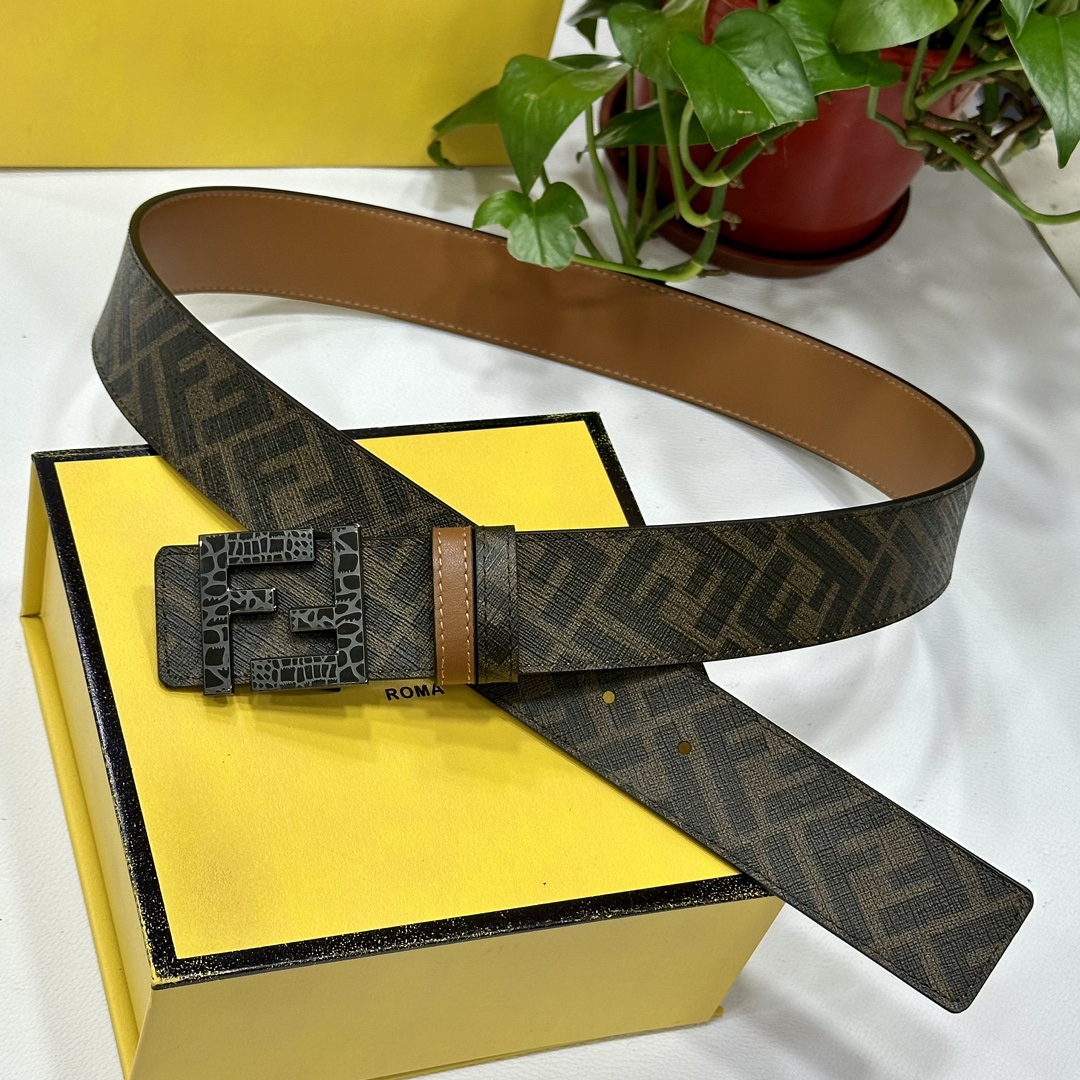 
     FENDI（芬迪）专柜同款 宽4.0CM 双环正反用腰带 FF按钉搭扣 土黄Cuoio  R