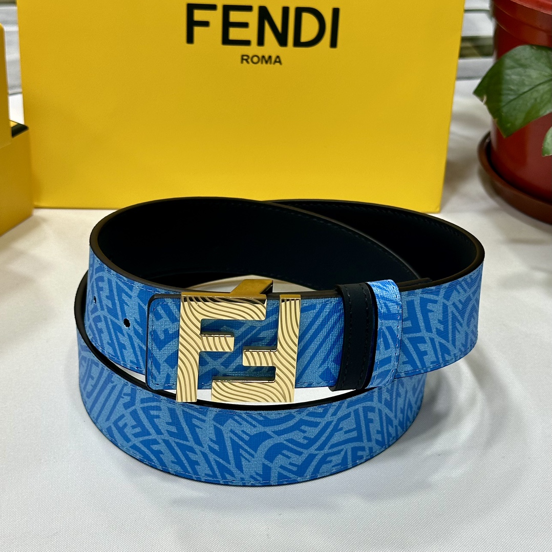 FENDl芬迪专柜同款宽40MM原版定制天蓝色FFVertigo图案皮料搭配FF按钉钢扣时尚潮流经典百搭