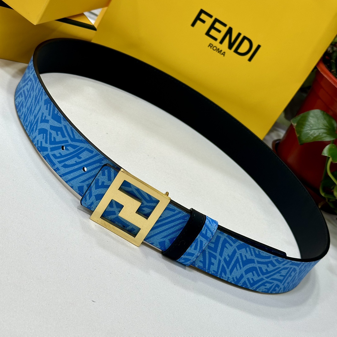 FENDl芬迪专柜同款宽40MM原版定制天蓝色FFVertigo图案皮料搭配FF按钉钢扣时尚潮流经典百搭