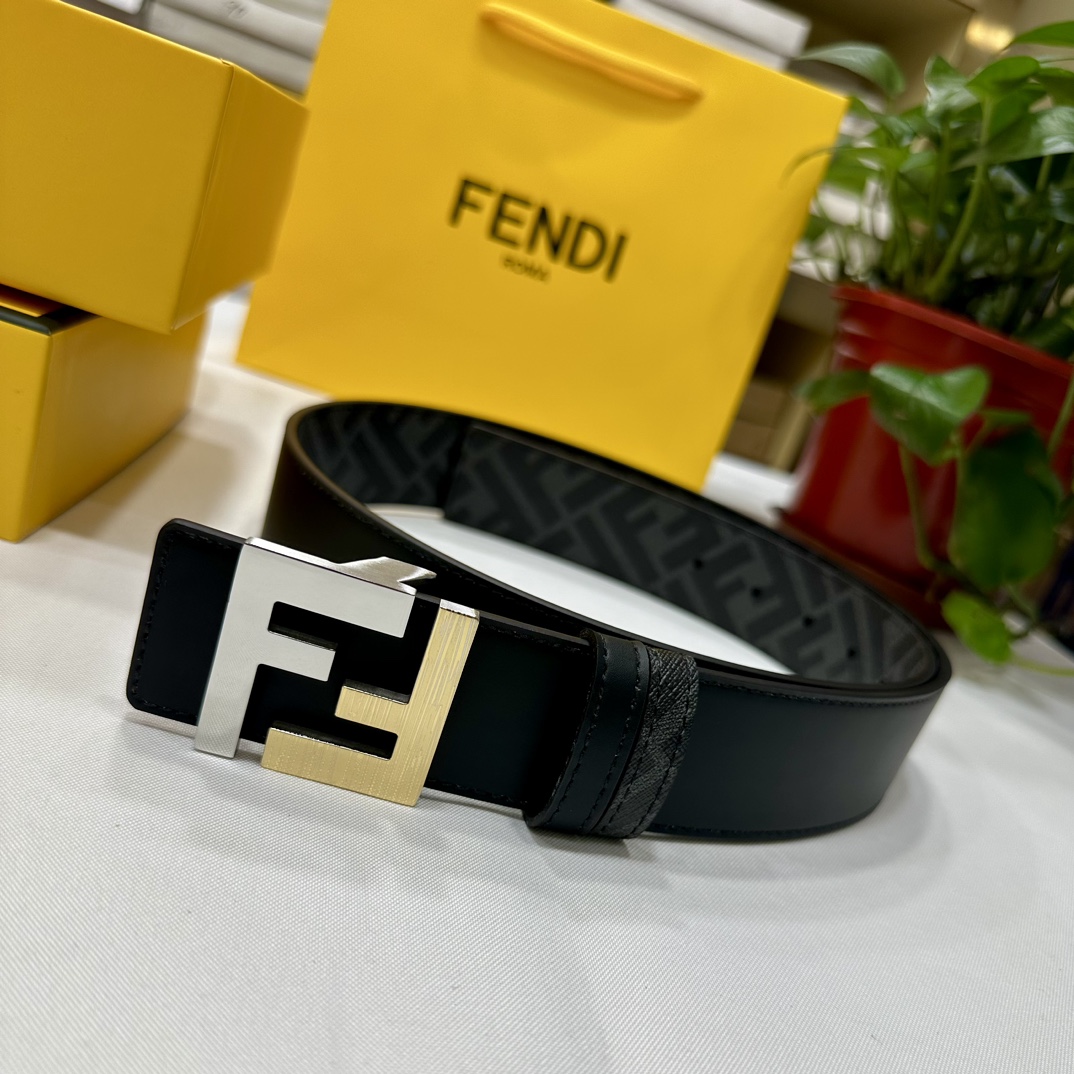 FENDI芬迪专柜同款宽4.0CM双环正反用腰带FF按钉搭扣黑色CuoioRomano皮革材质反面面料带