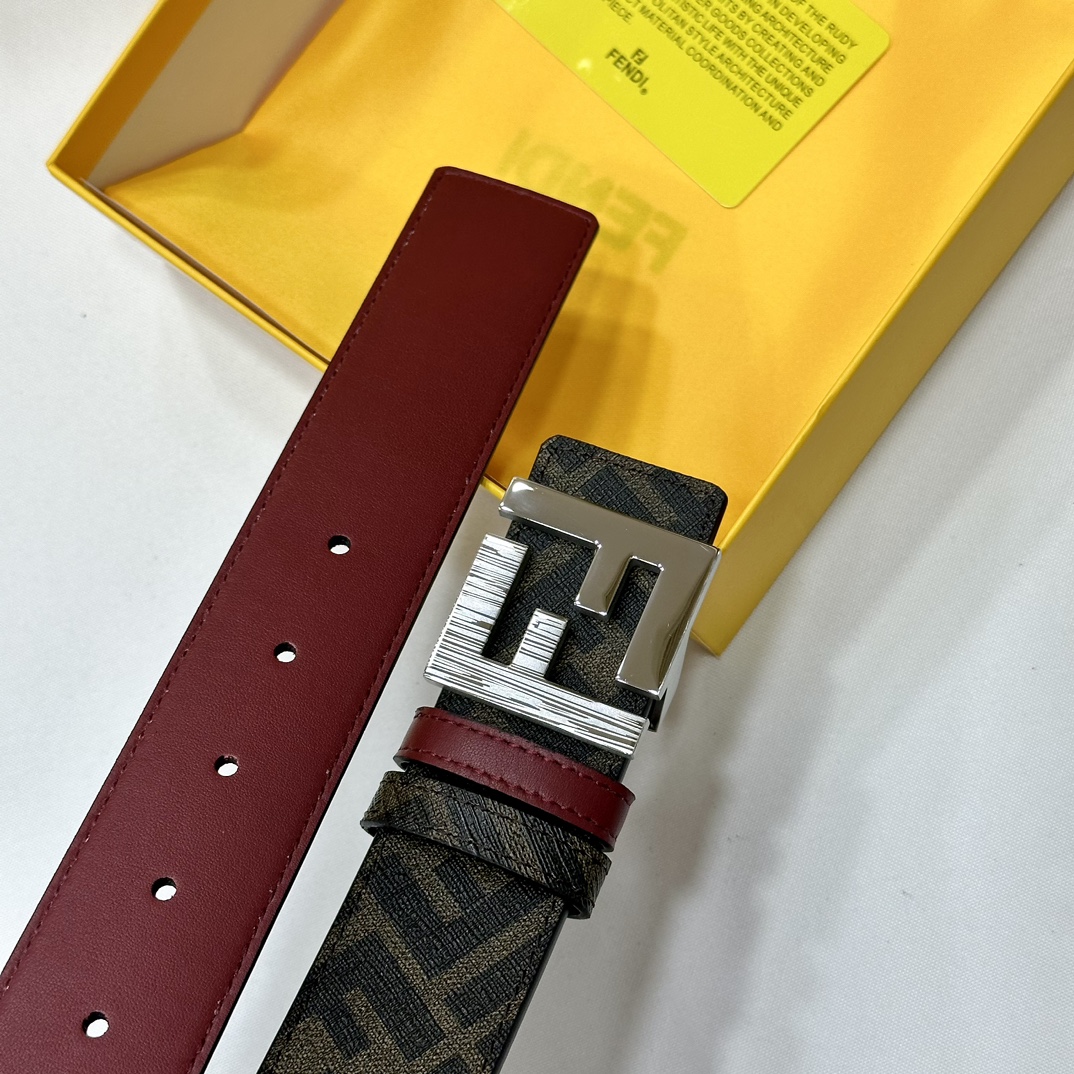FENDI芬迪专柜同款宽4.0CM双环正反用腰带FF按钉搭扣酒红色CuoioRomano皮革材质反面面料