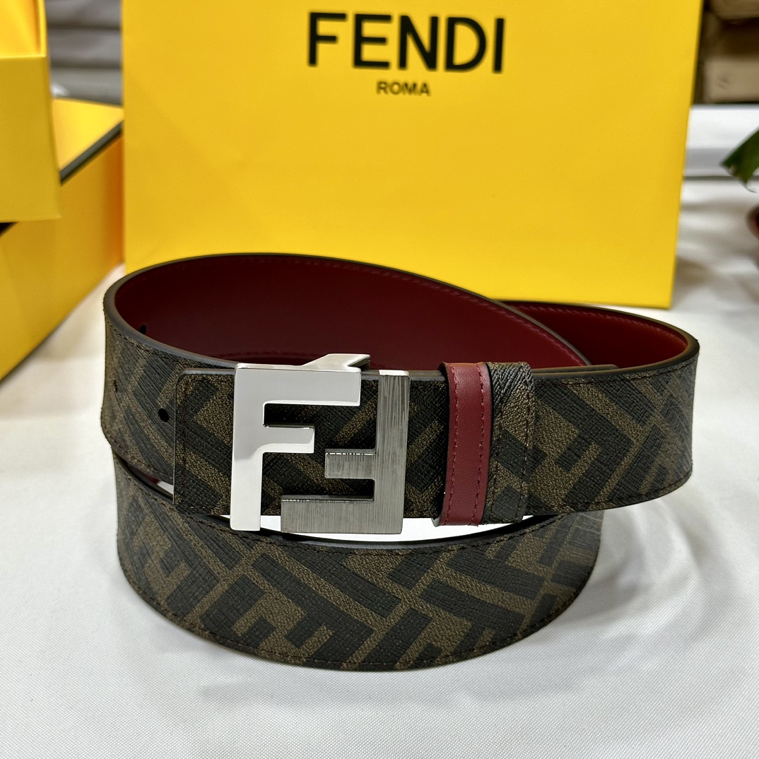 FENDI芬迪专柜同款宽4.0CM双环正反用腰带FF按钉搭扣酒红色CuoioRomano皮革材质反面面料