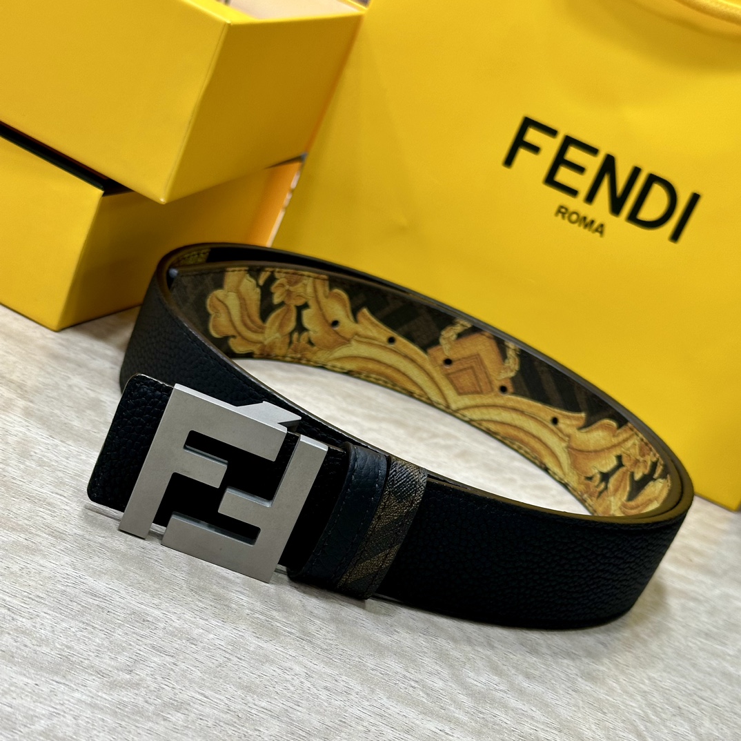 FENDI芬迪专柜同款宽4.0CM双环正反用腰带FF按钉搭扣黑色CuoioRomano皮革材质反面面料带