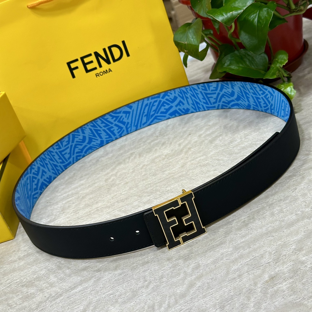 FENDl芬迪专柜同款宽40MM原版定制天蓝色FFVertigo图案皮料搭配FF按钉钢扣时尚潮流经典百搭