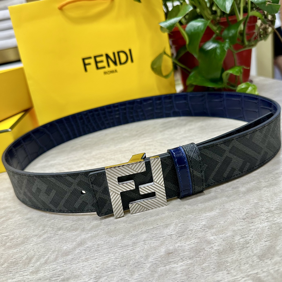 FENDI芬迪专柜同款宽4.0CM双环正反用腰带FF按钉搭扣兰色CuoioRomano皮革材质反面面料带