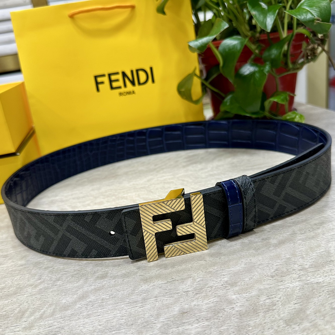 FENDI芬迪专柜同款宽4.0CM双环正反用腰带FF按钉搭扣兰色CuoioRomano皮革材质反面面料带