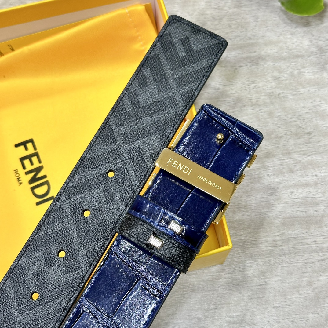 FENDI芬迪专柜同款宽4.0CM双环正反用腰带FF按钉搭扣兰色CuoioRomano皮革材质反面面料带