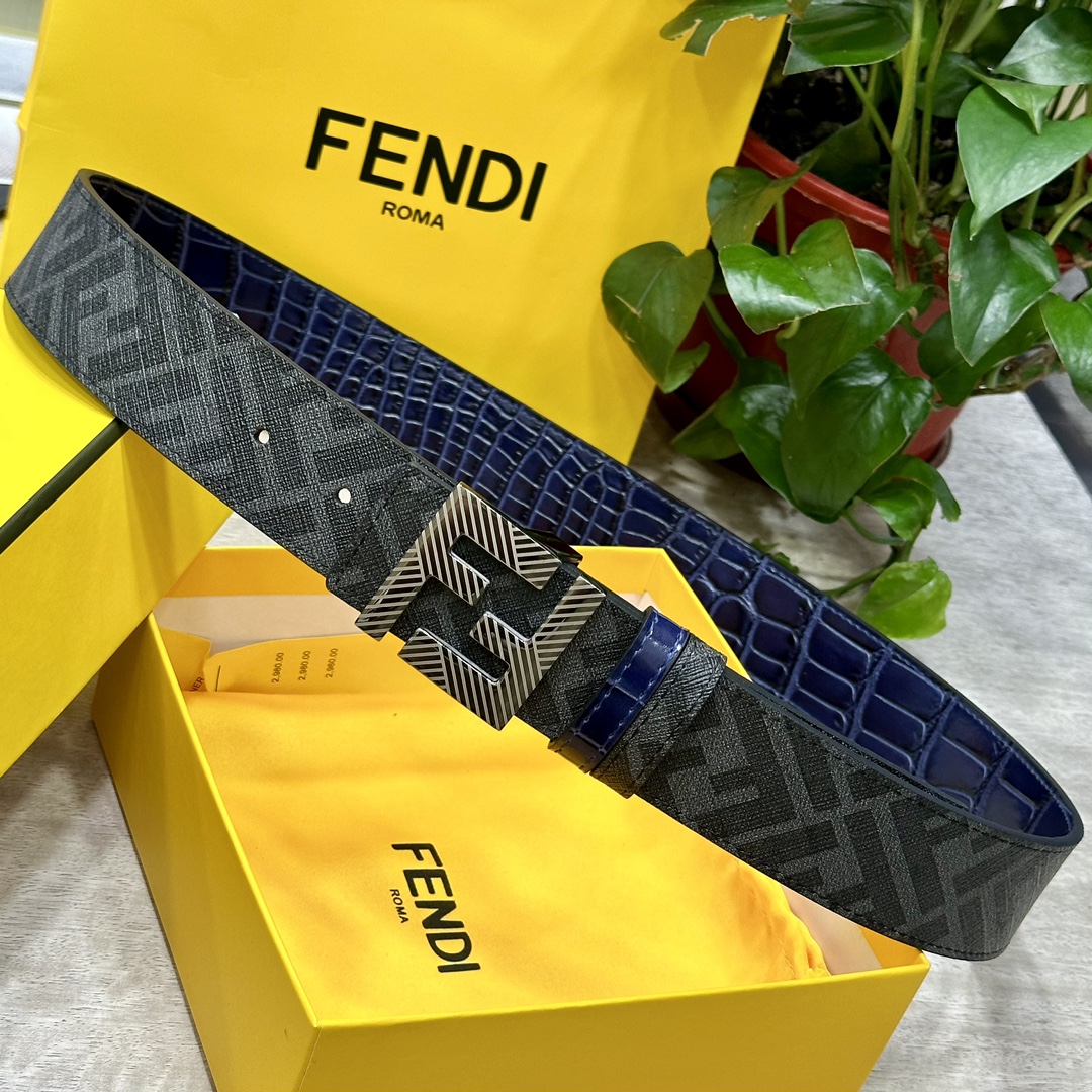 FENDI芬迪专柜同款宽4.0CM双环正反用腰带FF按钉搭扣兰色CuoioRomano皮革材质反面面料带