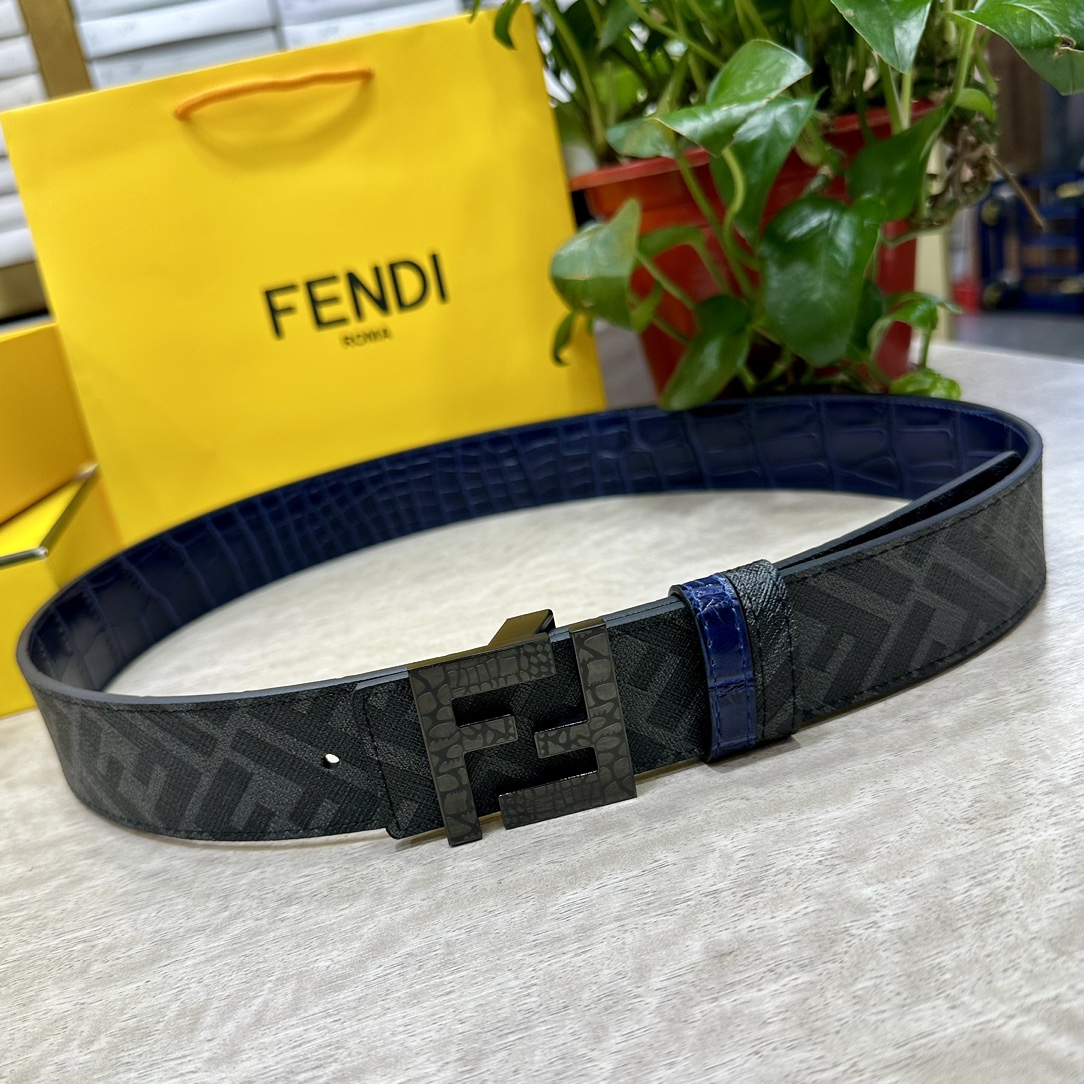 FENDI芬迪专柜同款宽4.0CM双环正反用腰带FF按钉搭扣兰色CuoioRomano皮革材质反面面料带