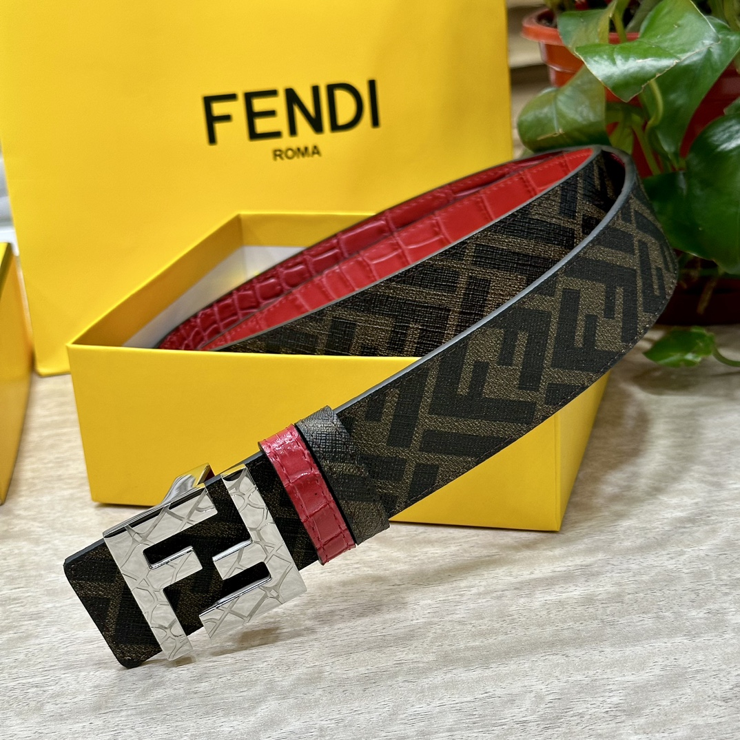 FENDI芬迪专柜同款宽4.0CM双环正反用腰带FF按钉搭扣红色CuoioRomano皮革材质反面面料带