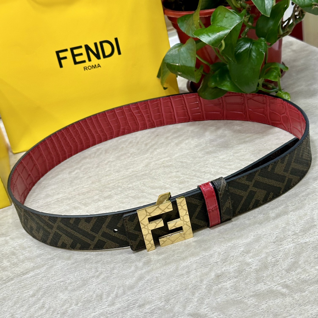 FENDI芬迪专柜同款宽4.0CM双环正反用腰带FF按钉搭扣红色CuoioRomano皮革材质反面面料带