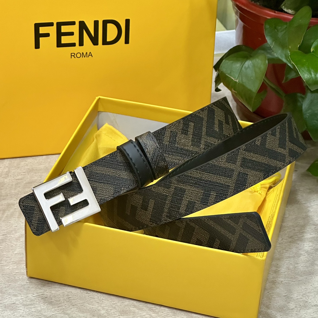 FENDI芬迪专柜同款宽3.0CM双环正反用腰带FF按钉搭扣黑色CuoioRomano皮革材质反面面料带