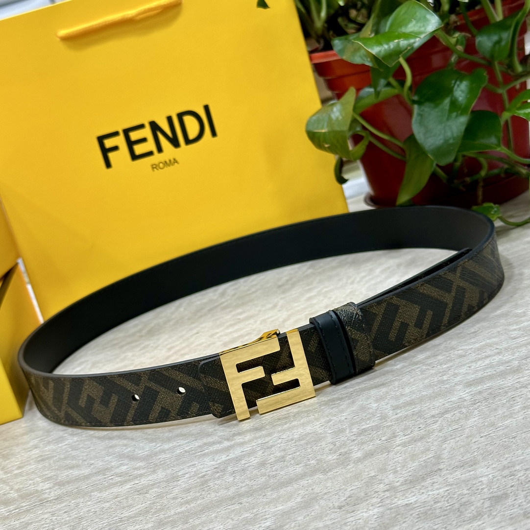 FENDI芬迪专柜同款宽3.0CM双环正反用腰带FF按钉搭扣黑色CuoioRomano皮革材质反面面料带