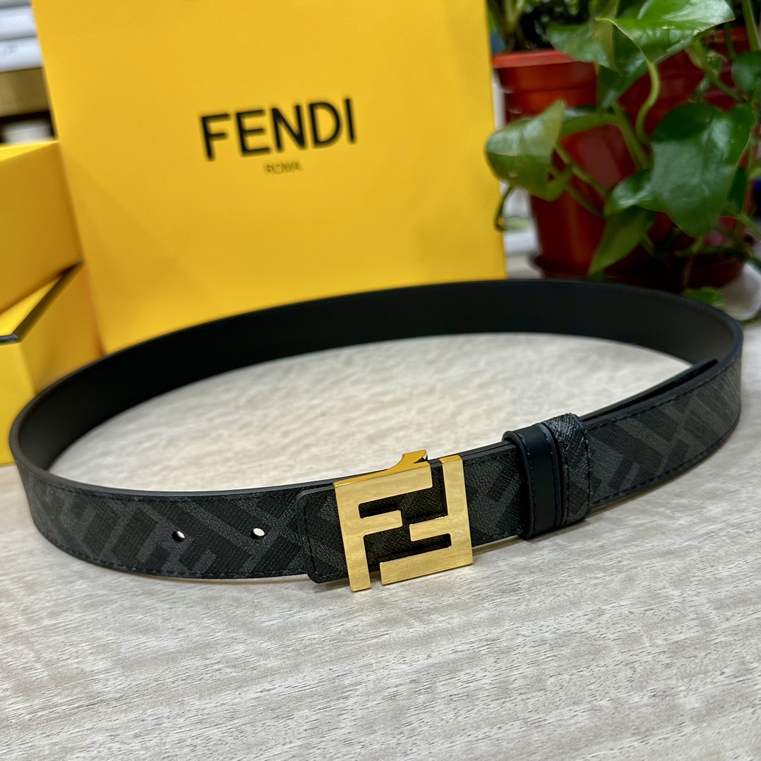 FENDI芬迪专柜同款宽3.0CM双环正反用腰带FF按钉搭扣黑色CuoioRomano皮革材质反面面料带