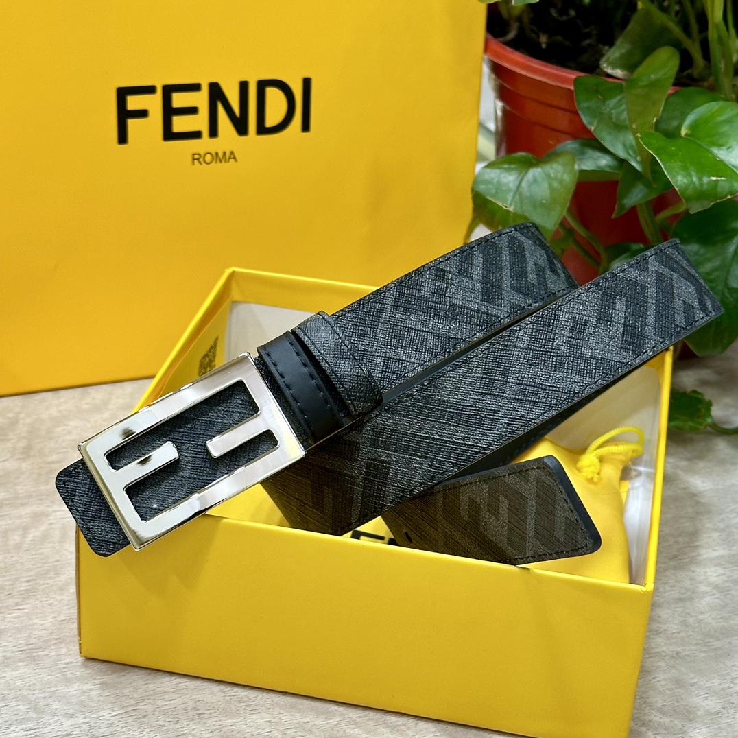 FENDI芬迪专柜同款宽3.0CM双环正反用腰带FF按钉搭扣黑色CuoioRomano皮革材质反面面料带