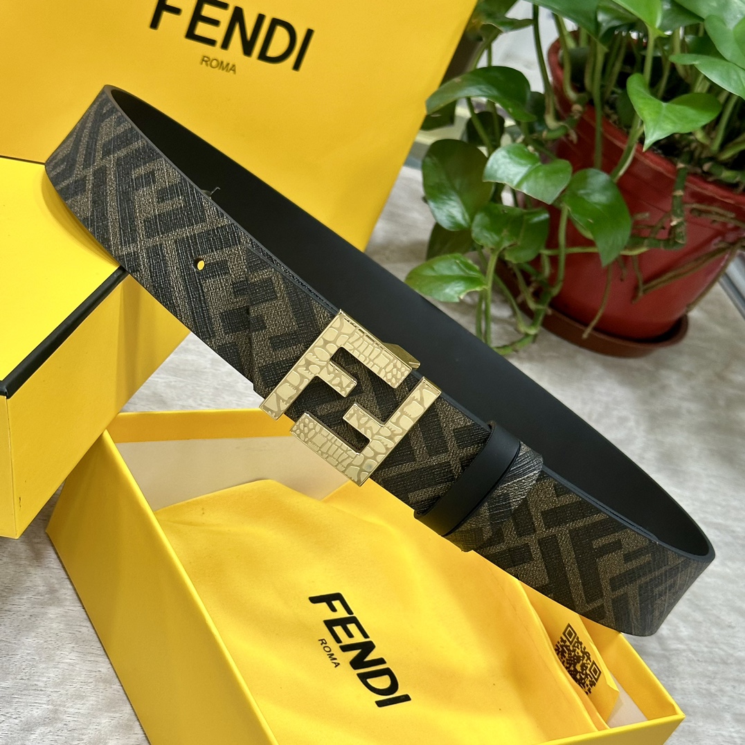 FENDI芬迪专柜同款宽4.0CM双环正反用腰带FF按钉搭扣黑色CuoioRomano皮革材质反面面料带