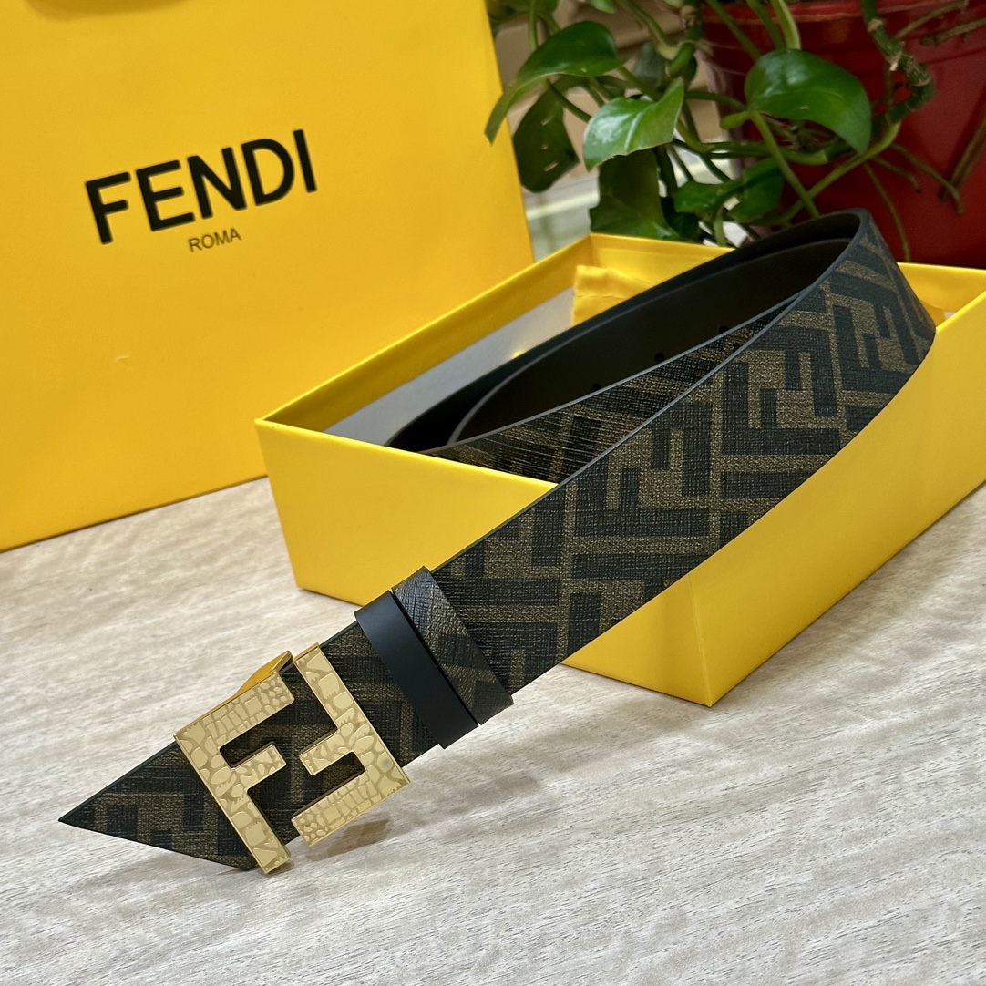 FENDI芬迪专柜同款宽4.0CM双环正反用腰带FF按钉搭扣黑色CuoioRomano皮革材质反面面料带