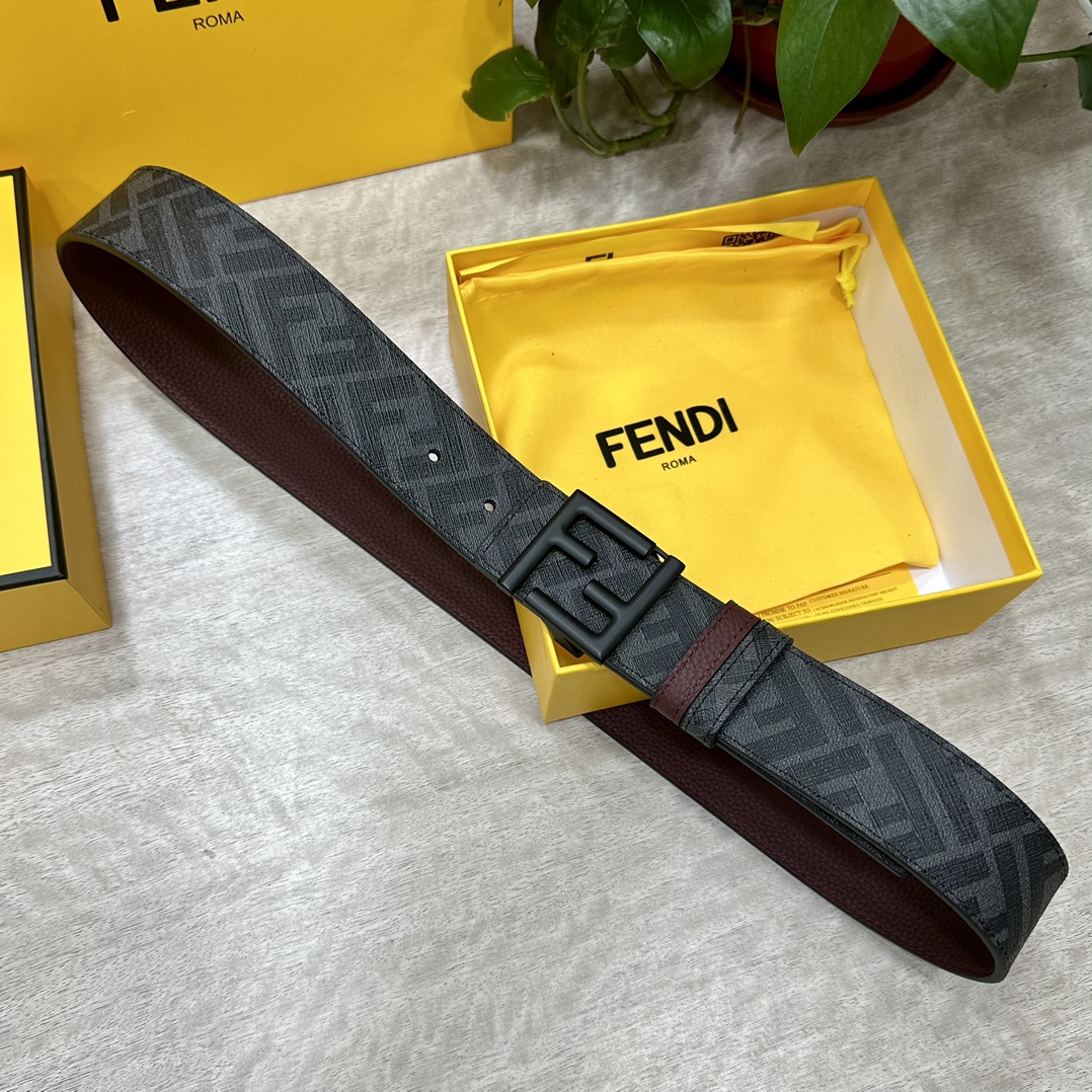 FENDI芬迪专柜同款宽4.0CM双环正反用腰带FF按钉搭扣酒红色CuoioRomano皮革材质反面面料