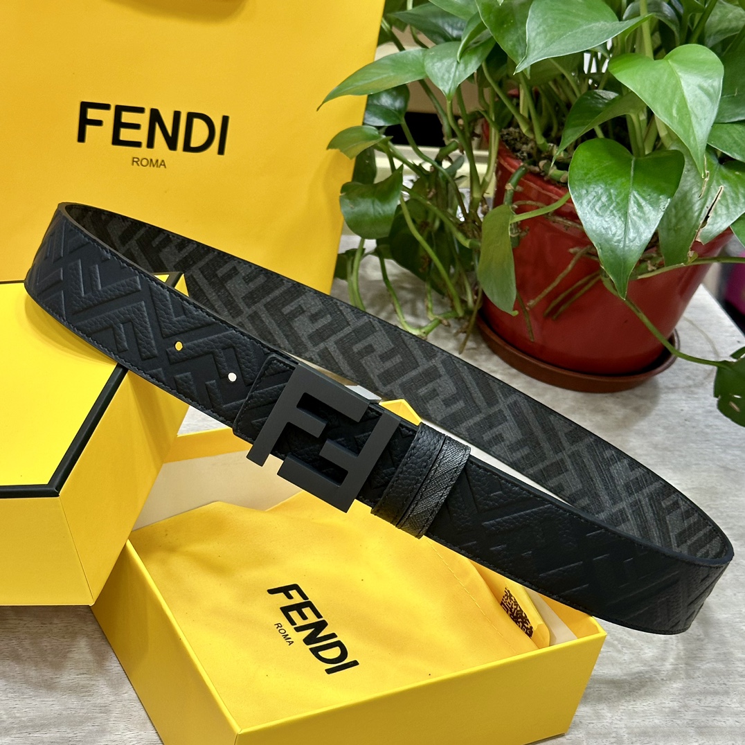 FENDI芬迪专柜同款宽4.0CM双环正反用腰带FF按钉搭扣黑色CuoioRomano皮革材质反面面料带