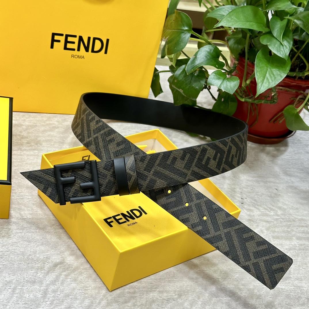 FENDI芬迪专柜同款宽4.0CM双环正反用腰带FF按钉搭扣黑色CuoioRomano皮革材质反面面料带