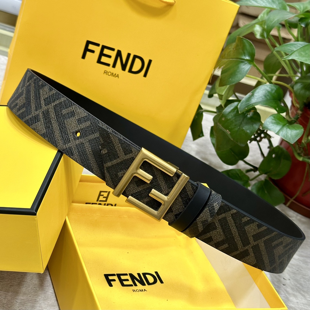 FENDI芬迪专柜同款宽4.0CM双环正反用腰带FF按钉搭扣黑色CuoioRomano皮革材质反面面料带