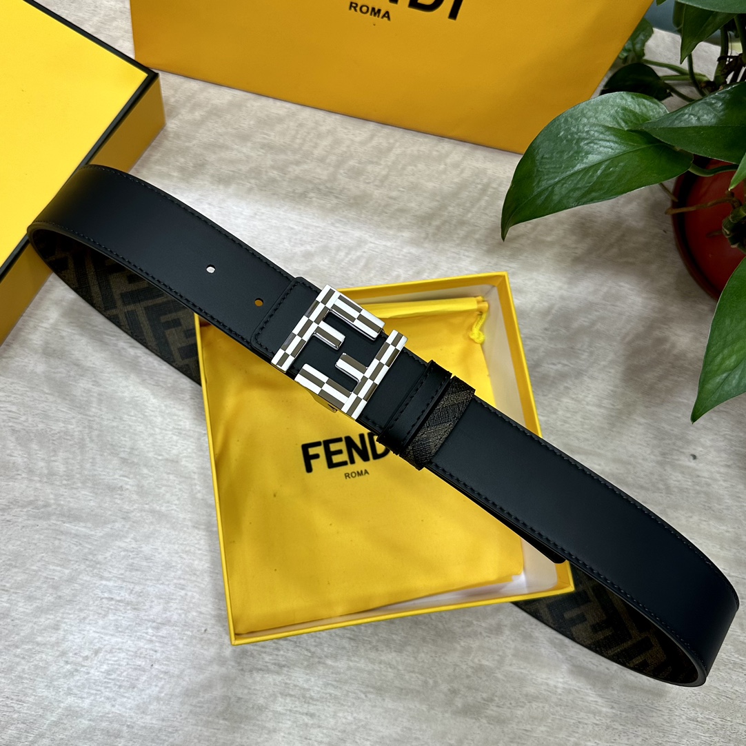 FENDI芬迪专柜同款宽4.0CM双环正反用腰带FF按钉搭扣黑色CuoioRomano皮革材质反面面料带