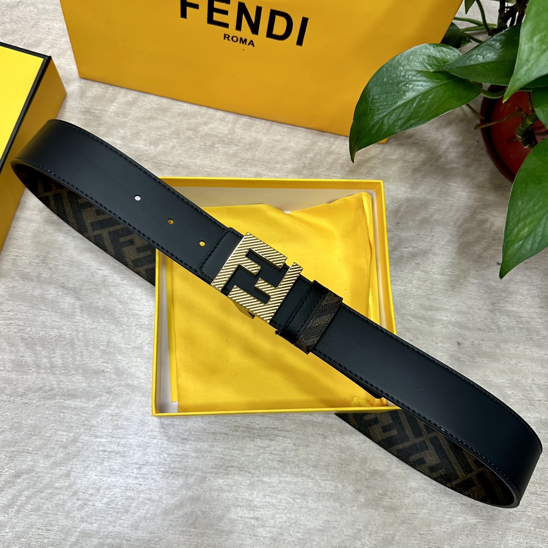 FENDI芬迪专柜同款宽4.0CM双环正反用腰带FF按钉搭扣黑色CuoioRomano皮革材质反面面料带