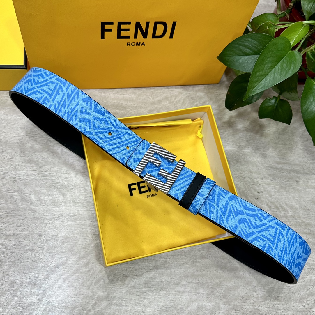 FENDl芬迪专柜同款宽40MM原版定制天蓝色FFVertigo图案皮料搭配FF按钉钢扣时尚潮流经典百搭