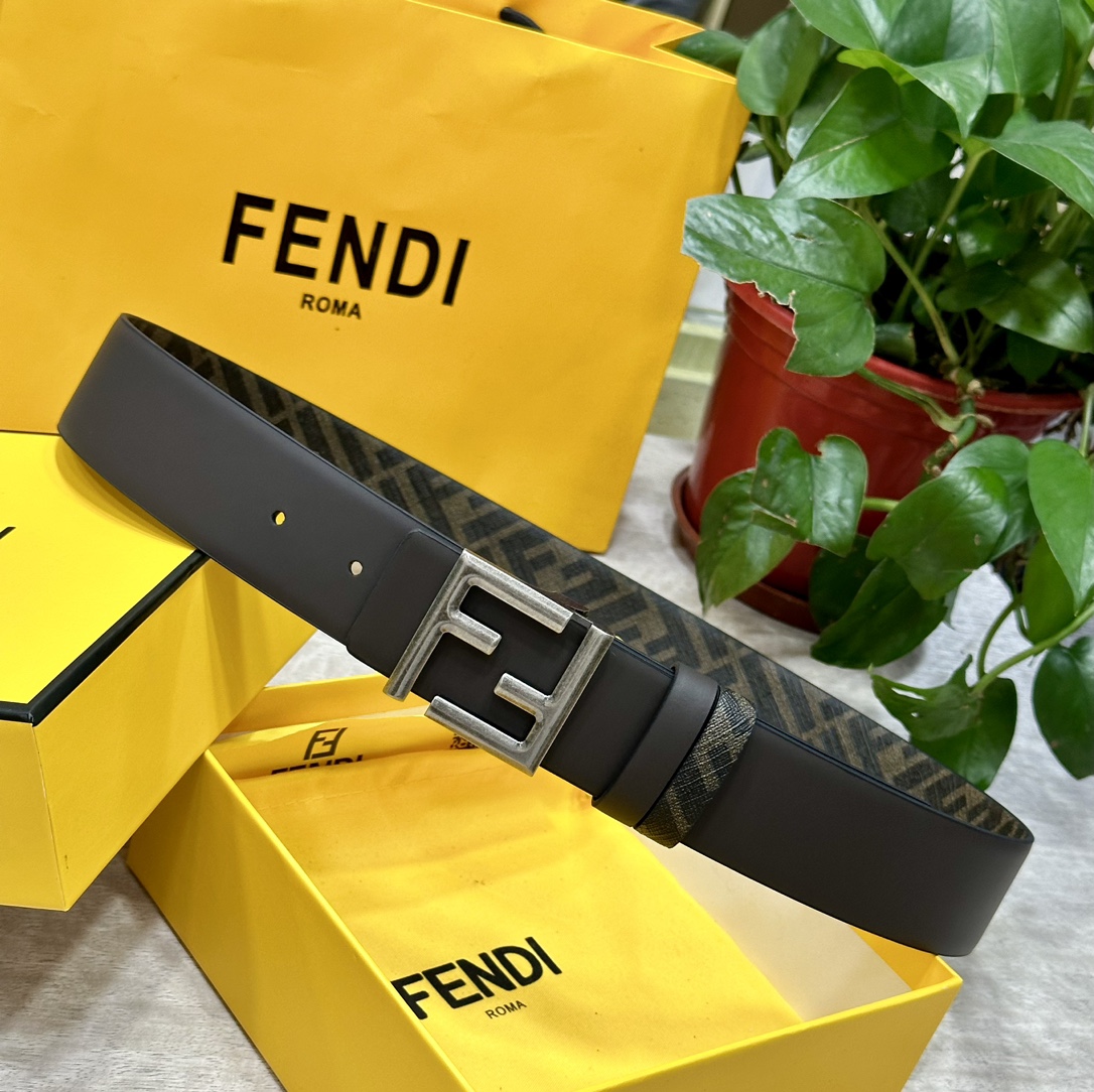 FENDI芬迪专柜同款宽4.0CM双环正反用腰带FF按钉搭扣咖啡色CuoioRomano皮革材质反面面料