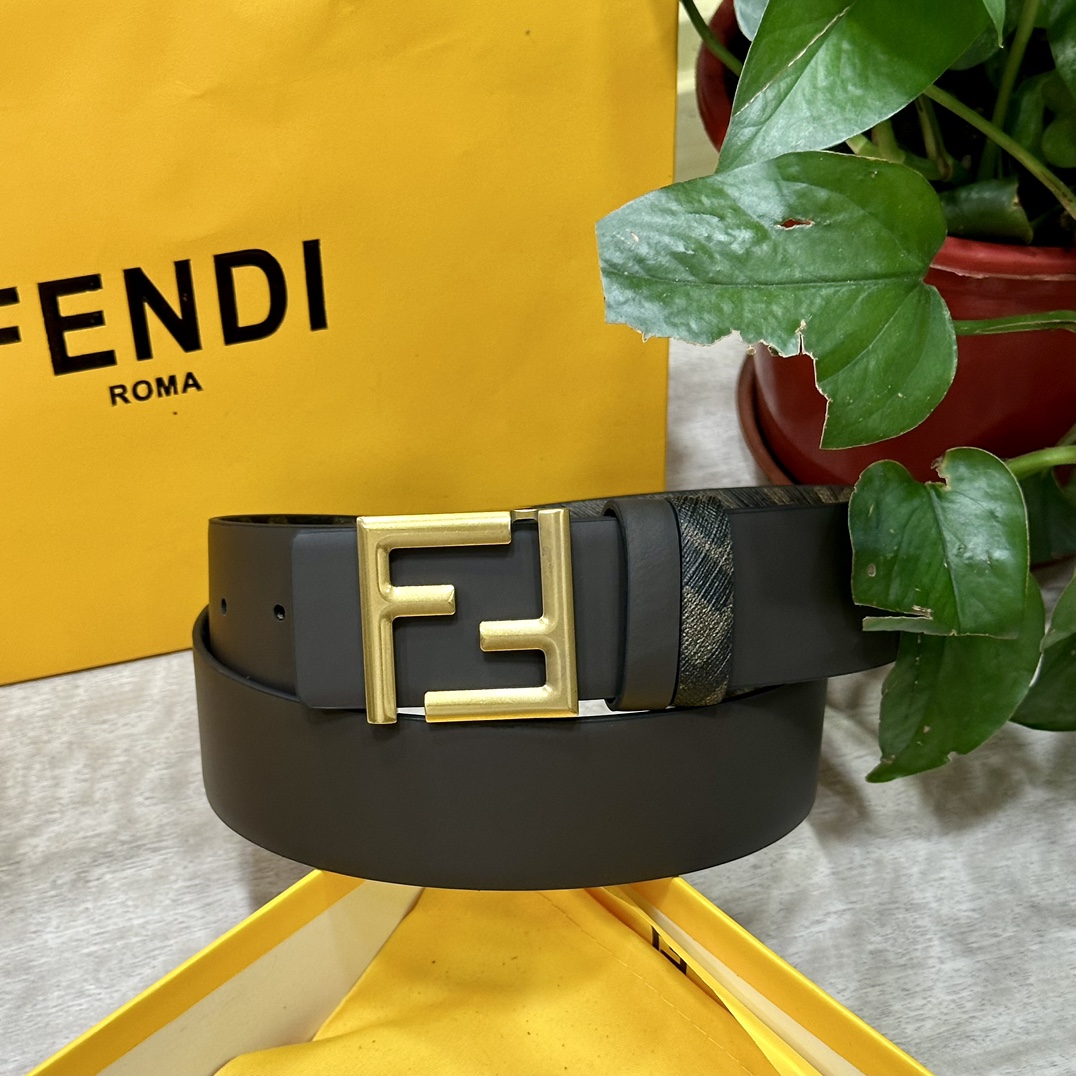 FENDI芬迪专柜同款宽4.0CM双环正反用腰带FF按钉搭扣咖啡色CuoioRomano皮革材质反面面料