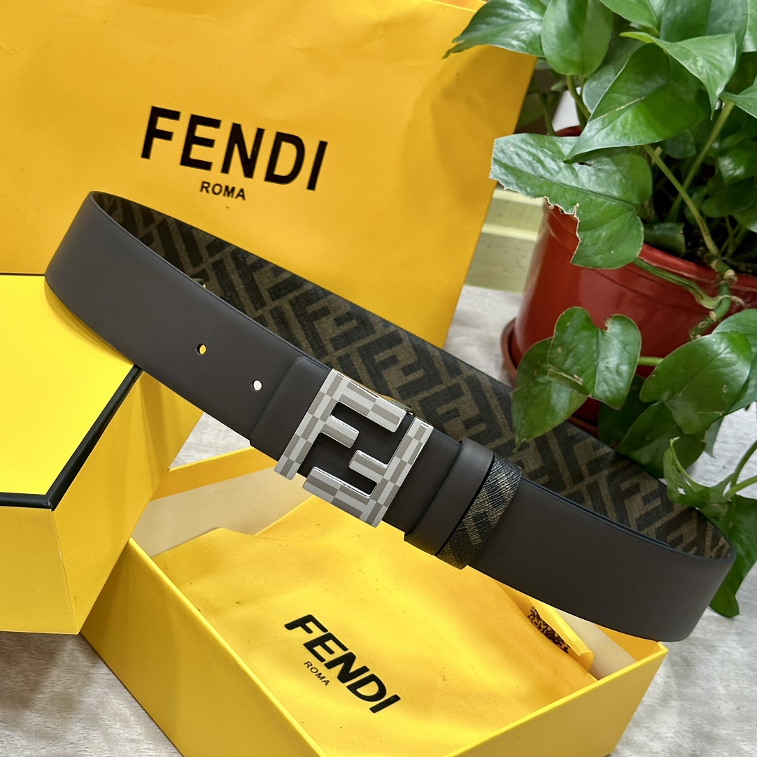 FENDI芬迪专柜同款宽4.0CM双环正反用腰带FF按钉搭扣咖啡色CuoioRomano皮革材质反面面料