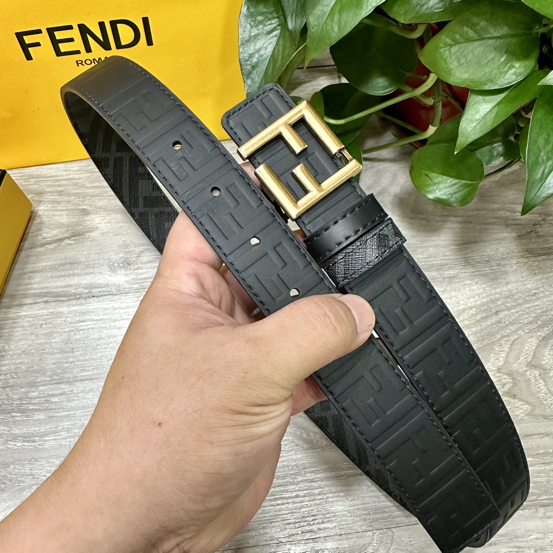 FENDI芬迪专柜同款宽3.0CM双环正反用腰带FF按钉搭扣黑色CuoioRomano皮革材质反面面料带